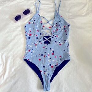 One piece swim stars